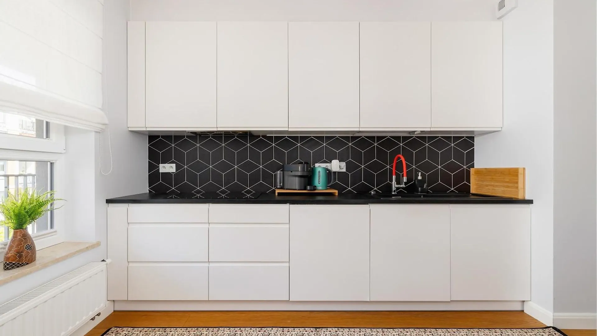 Przytulny I Przestronny Apartament W Krakowie Z Parkingiem Biurkiem I 2 Balkonami By Noclegi Renters Poland
